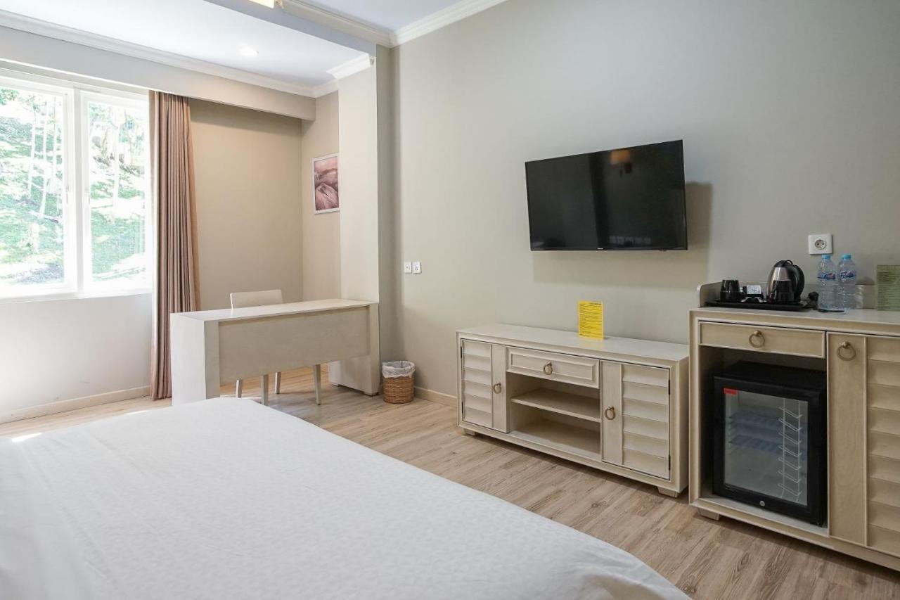 Hotel Villa Emitta 토모혼 외부 사진