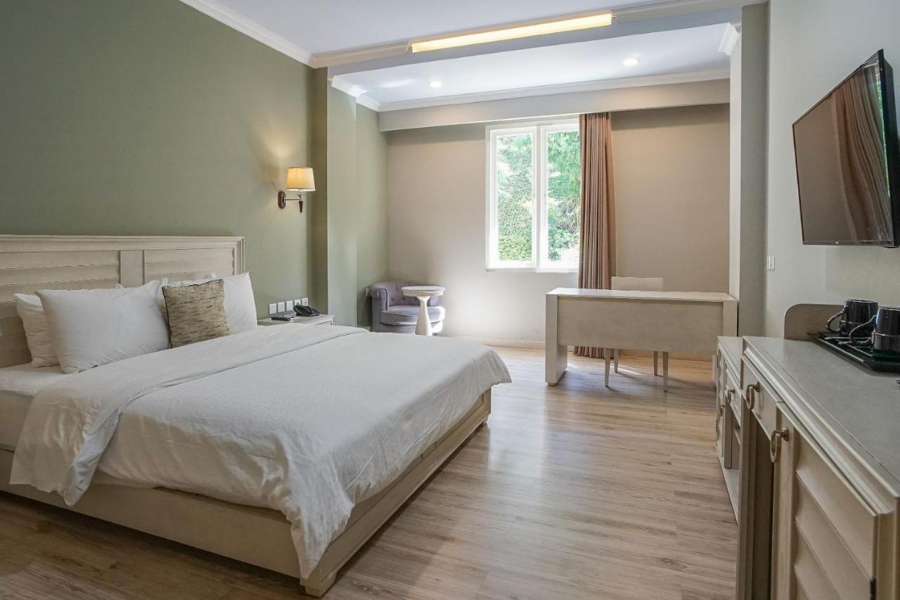 Hotel Villa Emitta 토모혼 외부 사진