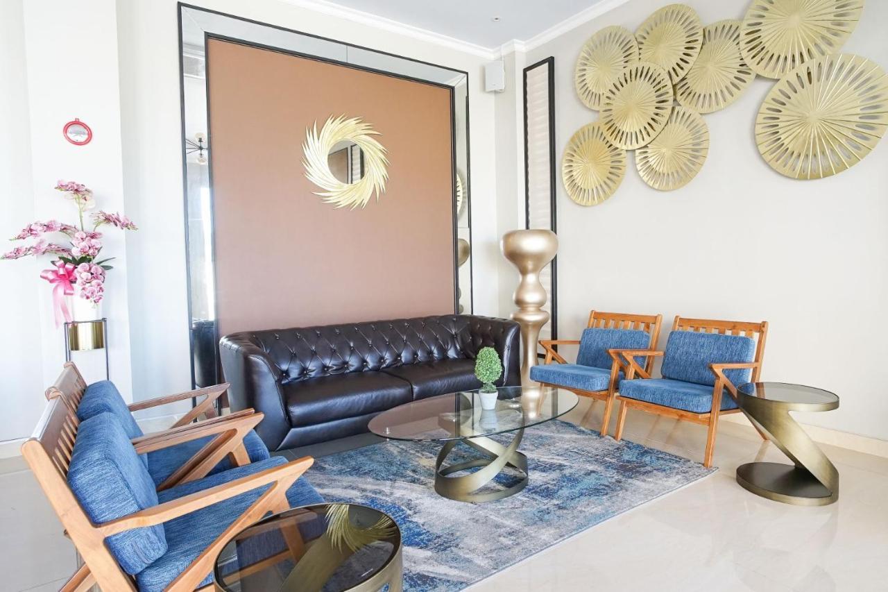Hotel Villa Emitta 토모혼 외부 사진