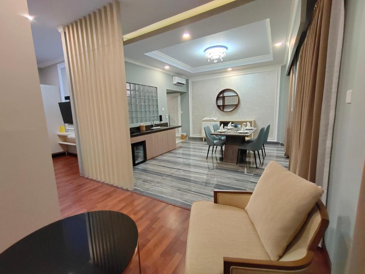 Hotel Villa Emitta 토모혼 외부 사진