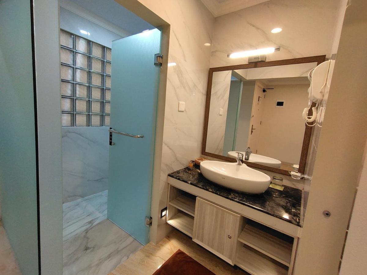 Hotel Villa Emitta 토모혼 외부 사진