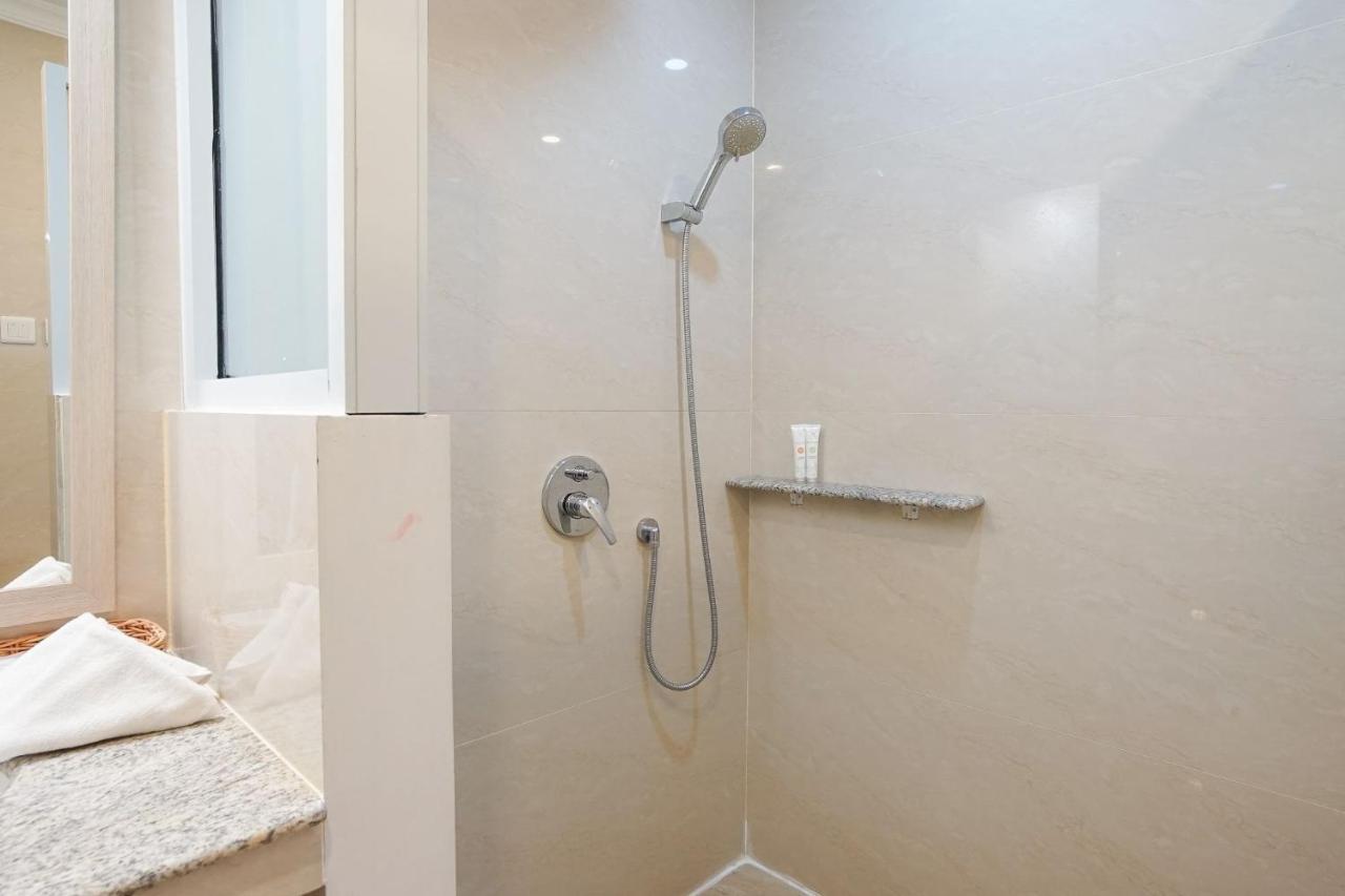 Hotel Villa Emitta 토모혼 외부 사진