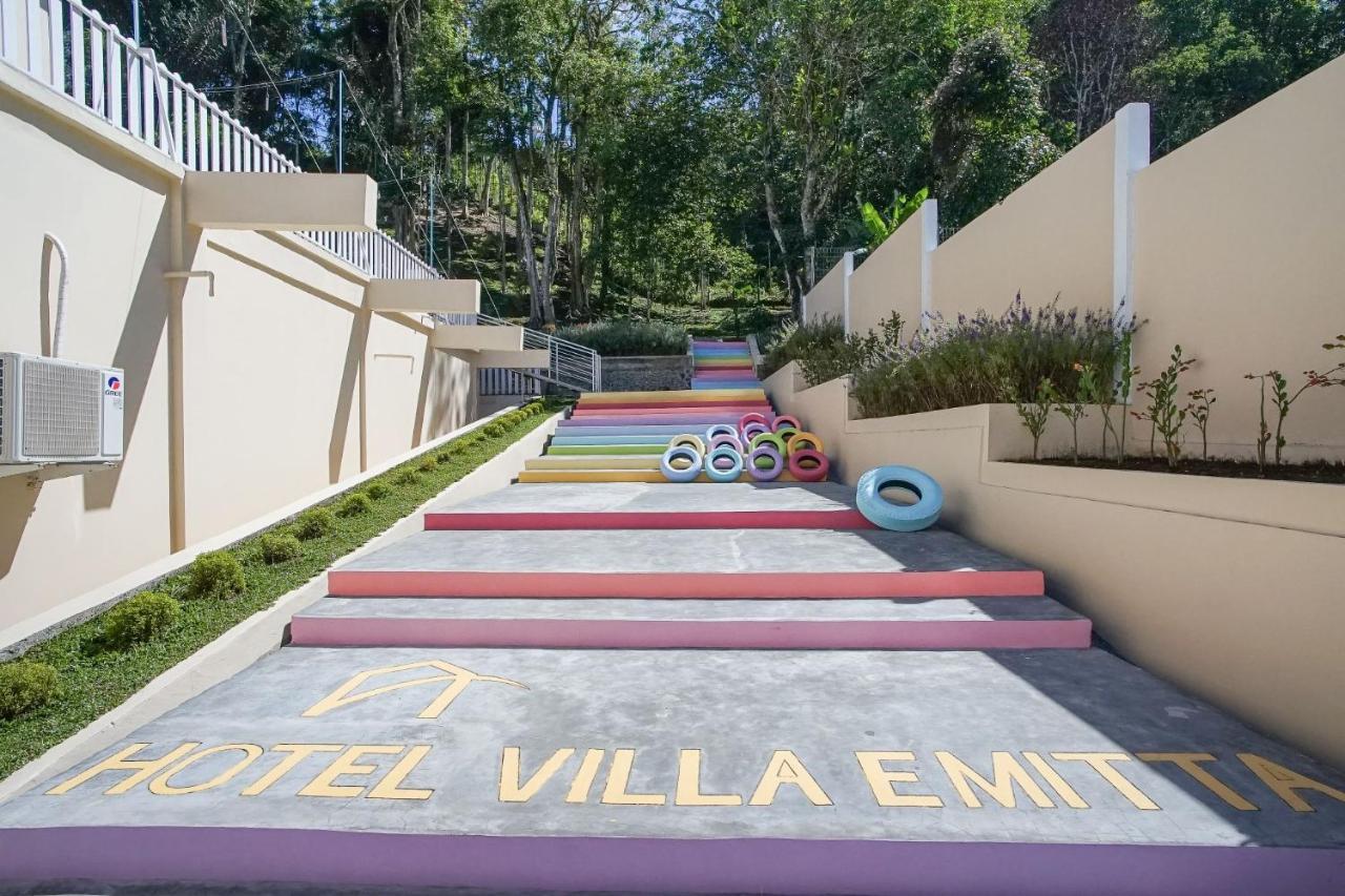 Hotel Villa Emitta 토모혼 외부 사진