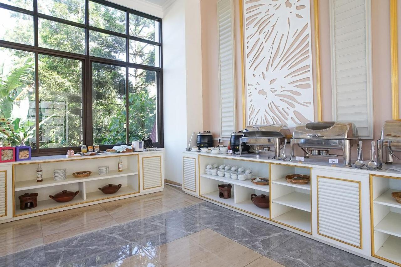 Hotel Villa Emitta 토모혼 외부 사진